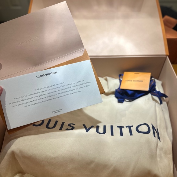 Genuine Louis Vuitton Never Full MM - Picture 11 of 14